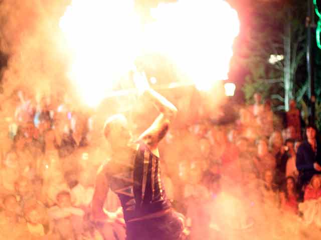 Simon Chainey Fire Show