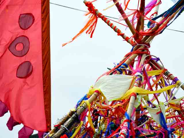 Wychwood Festival Tassle Bunting Making
