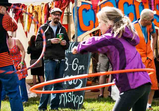 Wychwood Festival workshops—circus skills