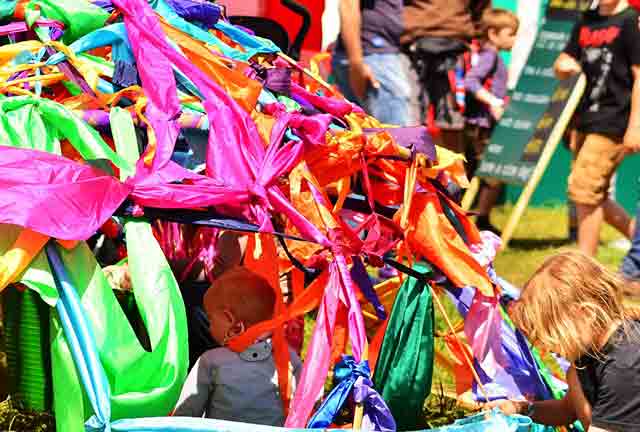 Wychwood Festival workshops—crafts